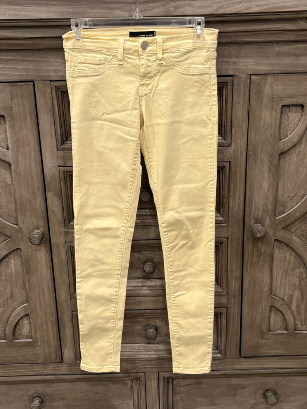 EUC Junior’s FLYING MONKEY Pale Yellow Skinny Jeans (5)